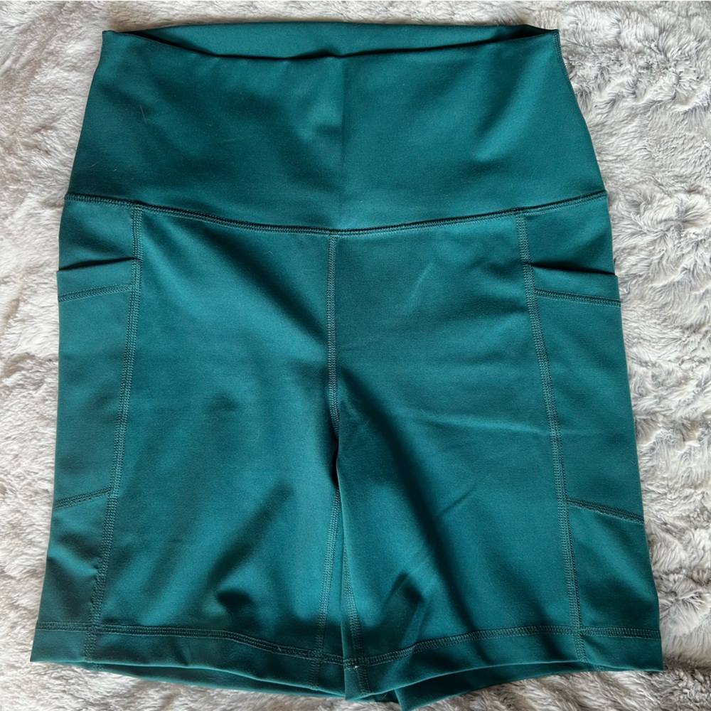 Yogalicious Lux Teal Women’s Bike Short Sz L